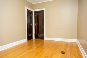 8623 S Cregier Ave, Chicago, IL 60617 - Photo 8