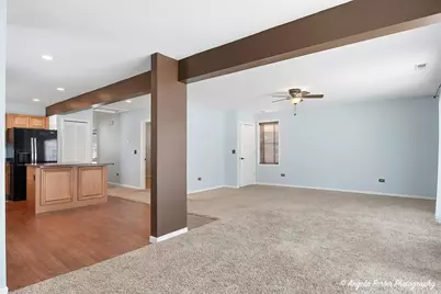 39450 N Circle Avenue, Antioch, IL 60002 - Photo 16