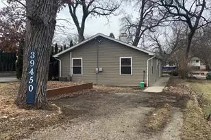 39450 N Circle Ave, Antioch, IL 60002 - Photo 2