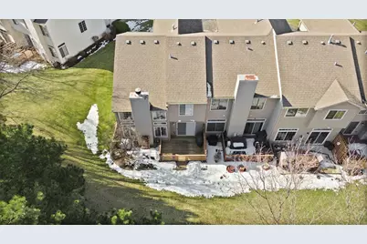 8007 Sierra Woods Lane, Carpentersville, IL 60110 - Photo 34