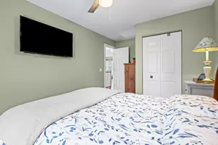 8007 Sierra Woods Ln, Carpentersville, IL 60110 - Photo 20