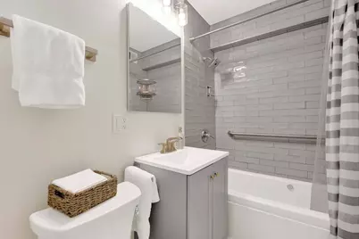 247 E Chestnut Street #1201, Chicago, IL 60611 - Photo 24