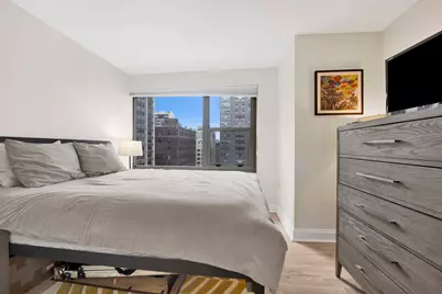 247 E Chestnut Street #1201, Chicago, IL 60611 - Photo 22