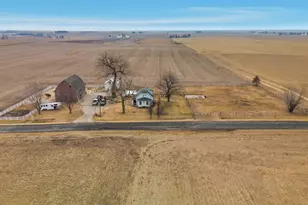 27754 Elm Rd, Milledgeville, IL 61051 - Photo 4