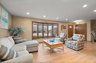 15223 Royal Foxhunt Rd, Orland Park, IL 60462 - Photo 8