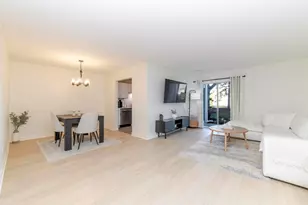 1408 W Crane St, Arlington Heights, IL 60004 - Photo 4