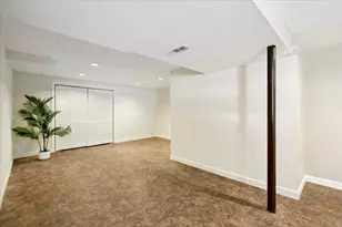 1347 Wild Indigo Rd, Grayslake, IL 60030 - Photo 38