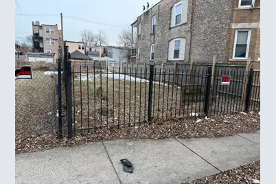 621 N Monticello Avenue, Chicago, IL 60624 - Photo 1