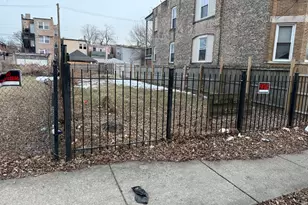 621 N Monticello Ave, Chicago, IL 60624 - Photo 1