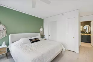 420 E Waterside Dr, Chicago, IL 60601 - Photo 16