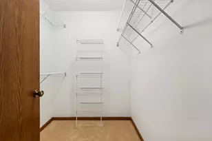 30W073 Penny Ln, Warrenville, IL 60555 - Photo 10