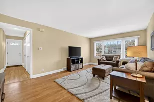 0N049 Page St, Winfield, IL 60190 - Photo 8