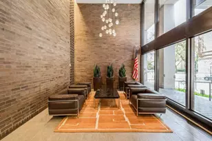 2650 N Lakeview Ave, Chicago, IL 60614 - Photo 14