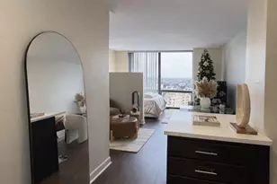 2650 N Lakeview Ave, Chicago, IL 60614 - Photo 6