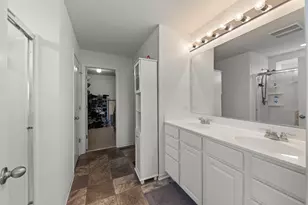 8406 Coop Ave, Joliet, IL 60431 - Photo 18