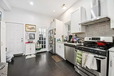 917 N Sacramento Boulevard, Chicago, IL 60622 - Photo 8