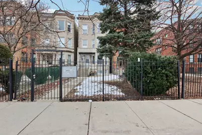 917 N Sacramento Boulevard, Chicago, IL 60622 - Photo 2