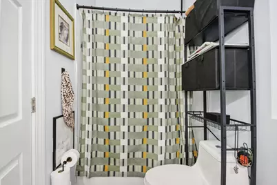 917 N Sacramento Boulevard, Chicago, IL 60622 - Photo 16