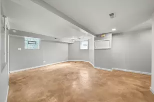 7250 N Rogers Ave, Chicago, IL 60645 - Photo 12