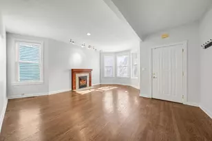 7250 N Rogers Ave, Chicago, IL 60645 - Photo 2