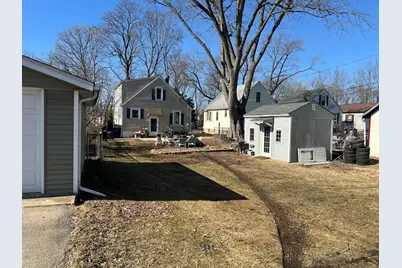 838 Glidden Avenue, Dekalb, IL 60115 - Photo 16