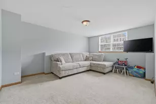 2258 Graystone Dr, Joliet, IL 60431 - Photo 12