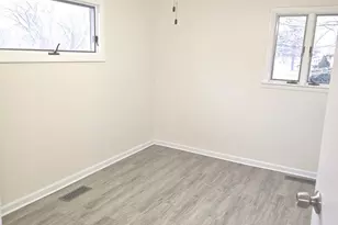 434 Shabbona Dr, Park Forest, IL 60466 - Photo 14