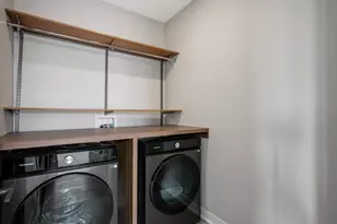 1114 W Carroll Ave, Chicago, IL 60607 - Photo 22