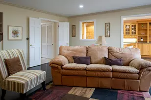 1346 Wessling Dr, Northbrook, IL 60062 - Photo 8