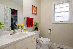 1346 Wessling Dr, Northbrook, IL 60062 - Photo 20