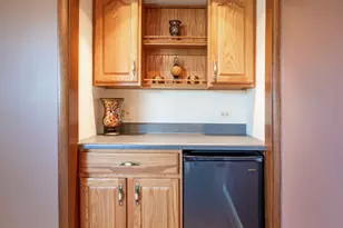 570 Woodview Ave, Elk Grove Village, IL 60007 - Photo 18