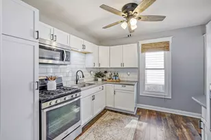 1219 Elm St, Saint Charles, IL 60174 - Photo 12