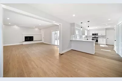 99 Essex Road, Elk Grove Village, IL 60007 - Photo 10