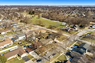 99 Essex Rd, Elk Grove Village, IL 60007 - Photo 42