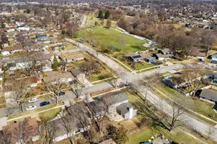 99 Essex Rd, Elk Grove Village, IL 60007 - Photo 40