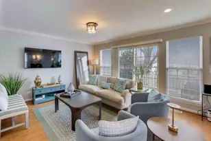 645 Citadel Dr, Westmont, IL 60559 - Photo 10