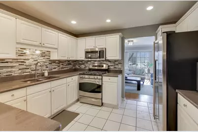 645 Citadel Drive #645, Westmont, IL 60559 - Photo 12