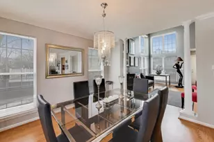 645 Citadel Dr, Westmont, IL 60559 - Photo 8