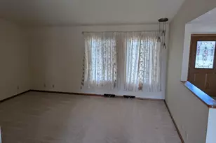 605 E Webster St, Polo, IL 61064 - Photo 6