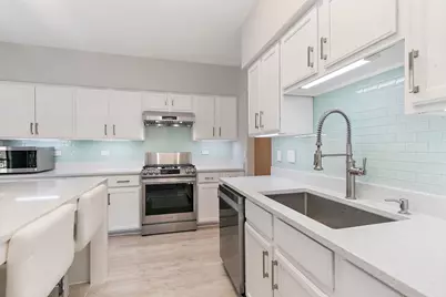 537 W Parkside Drive, Palatine, IL 60067 - Photo 8