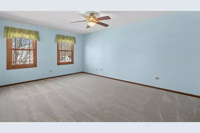 5573 Barnwood Drive, Gurnee, IL 60031 - Photo 14