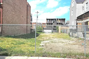 1524 E Marquette Rd, Chicago, IL 60637 - Photo 1