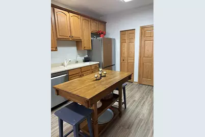 16300 Crescent Lake Drive, Crest Hill, IL 60403 - Photo 8