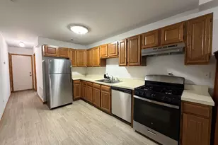 1969 W Evergreen Ave, Chicago, IL 60622 - Photo 2