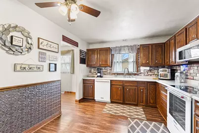 110 Andrea Court, Cleveland, IL 61241 - Photo 10