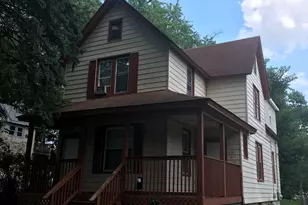 348 S Rosewood Ave, Kankakee, IL 60901 - Photo 1