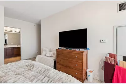 900 Chicago Avenue #609, Evanston, IL 60202 - Photo 18