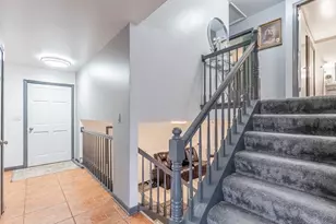 921 N Grace St, Lombard, IL 60148 - Photo 10