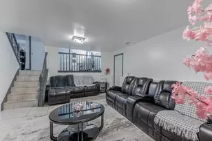 921 N Grace St, Lombard, IL 60148 - Photo 12