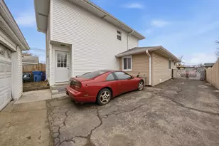 8945 S Corcoran Rd, Hometown, IL 60456 - Photo 20